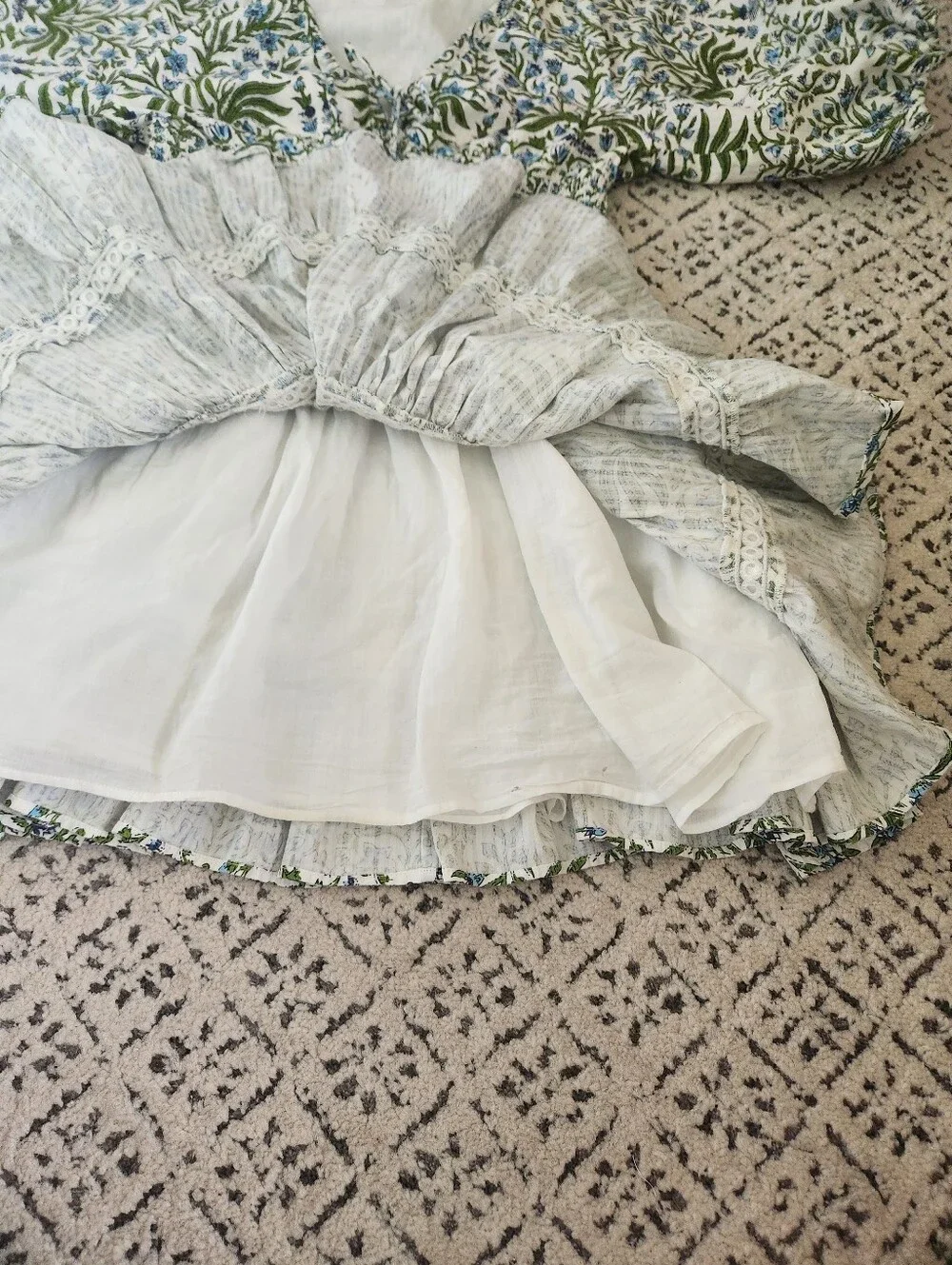 SAYLOR White Floral Puff-Sleeve Mini Dress with Green Print - Picture 12 of 16
